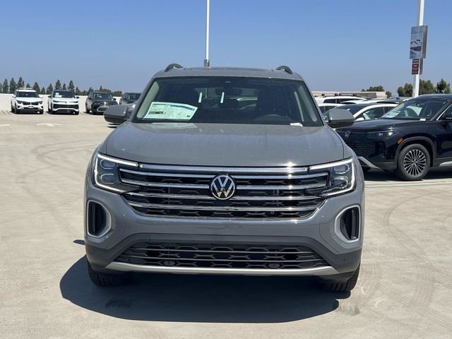 New 2026 Gray Volkswagen SE w/Technology image 4