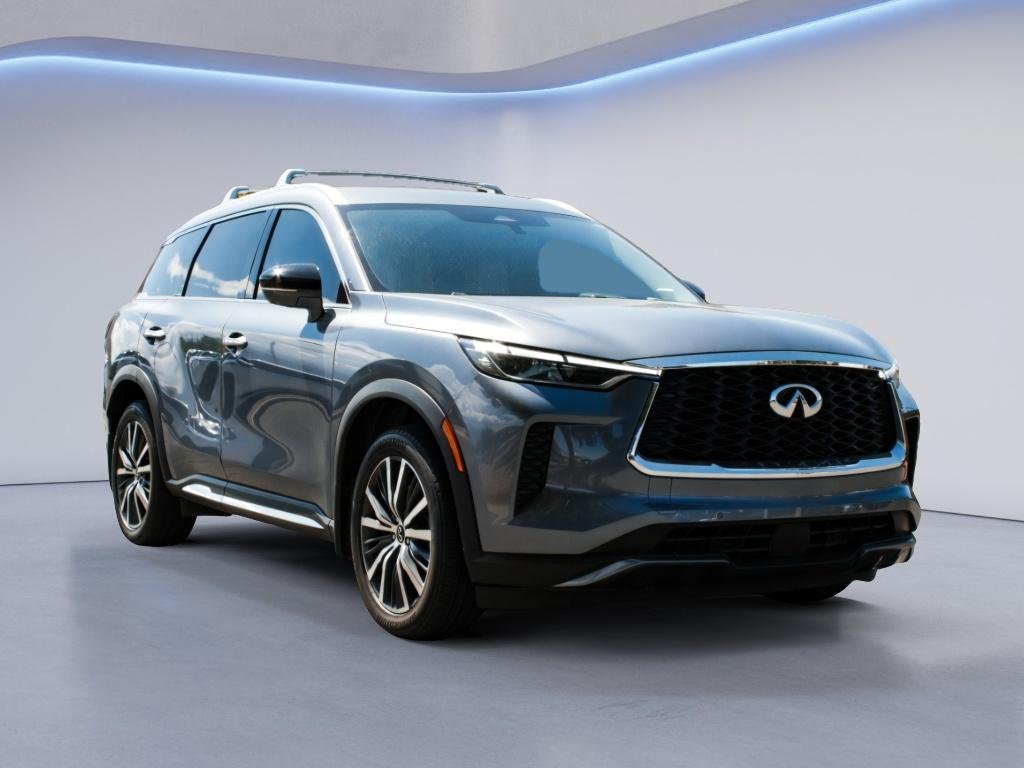 Used 2023 Moonbow Blue INFINITI SENSORY image 3