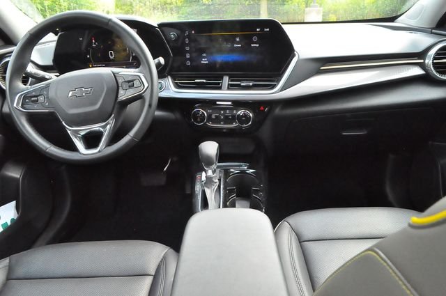 Used 2024 Gray Chevrolet ACTIV image 16