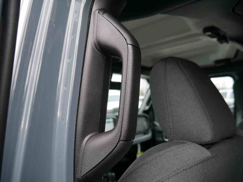 New 2026 Anvil Clearcoat Jeep Rubicon image 16