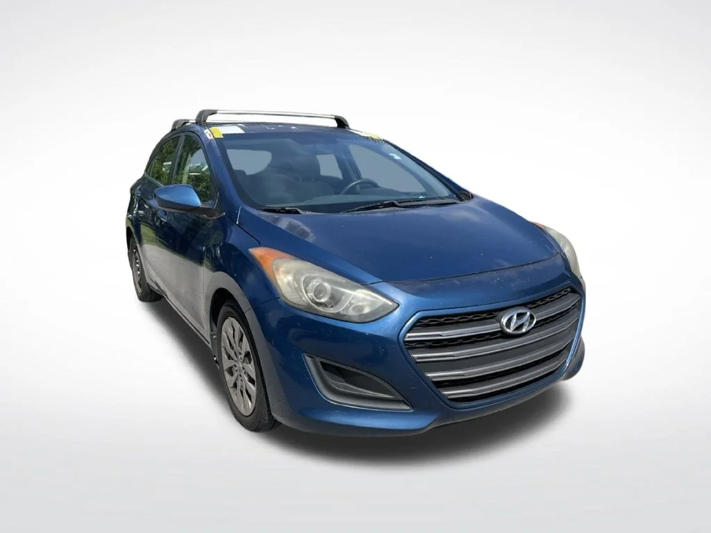 Used 2016 Hyundai Elantra GT Base with VIN KMHD35LH2GU263919 for sale in Fort Pierce, FL