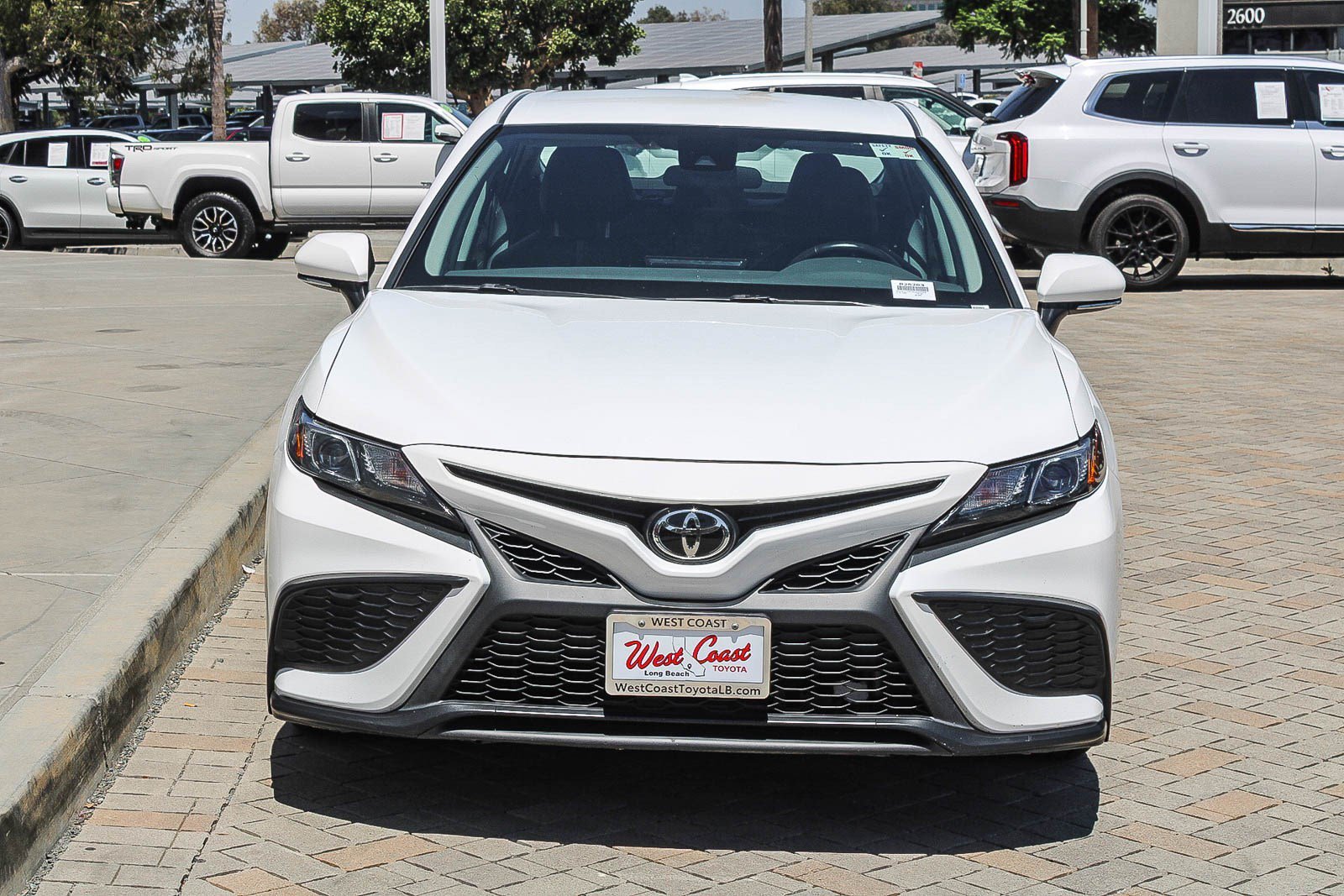 Certified Used 2023 Ice Toyota SE image 2