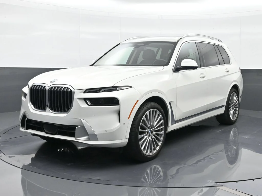 2024 BMW X7 xDrive40i's photo