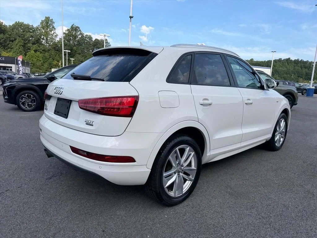 Used 2018  Audi 2.0T Premium image 9