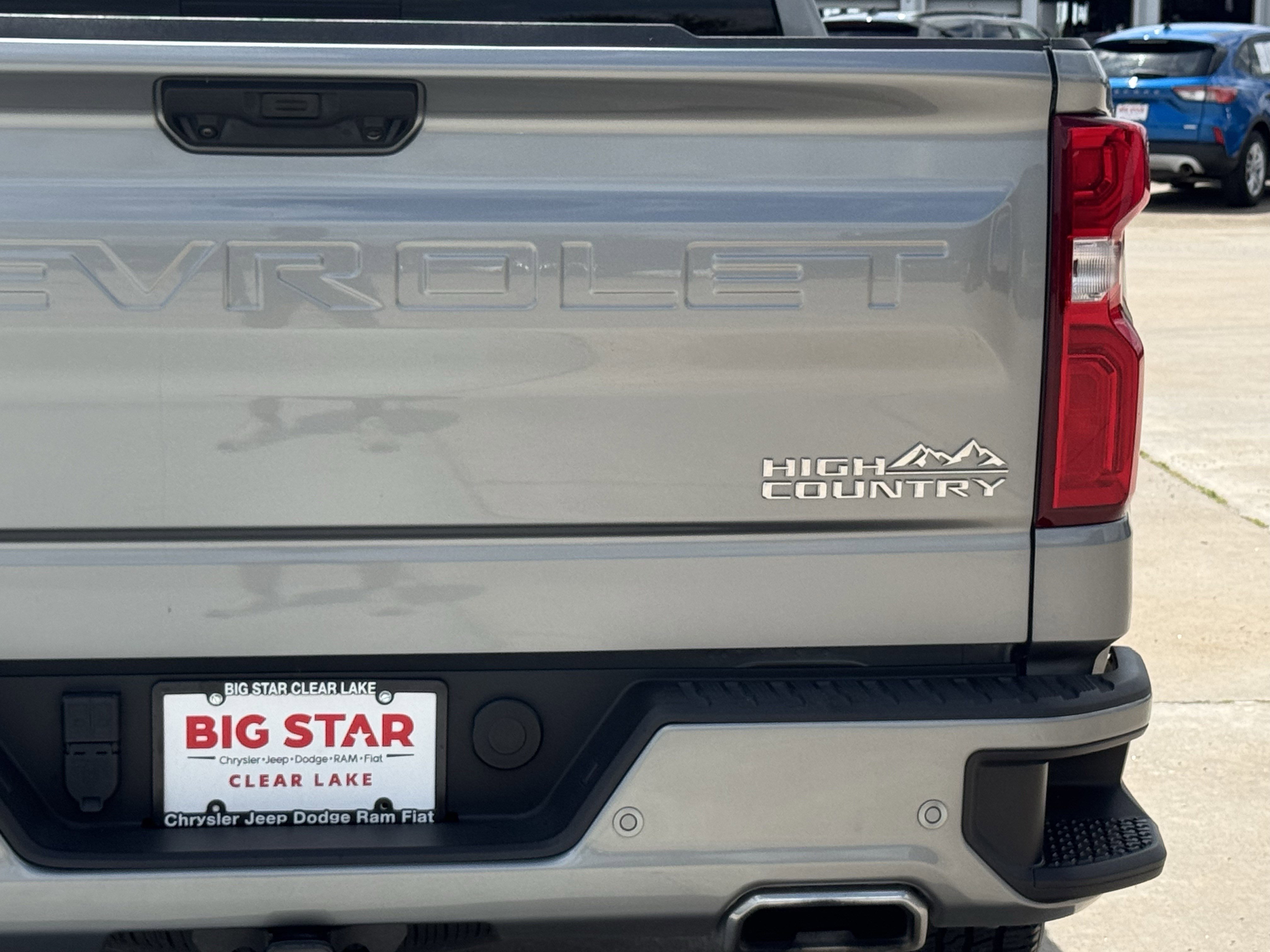 Used 2024 Sterling Gray Metallic Chevrolet High Country image 9
