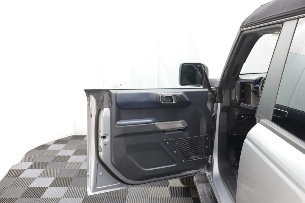 Used 2023 Silver Ford Outer Banks image 5
