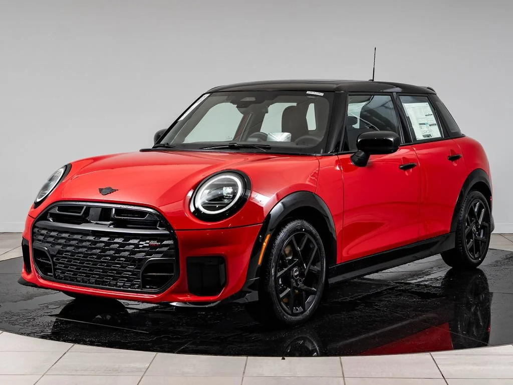 2026 MINI Hardtop Cooper S's photo