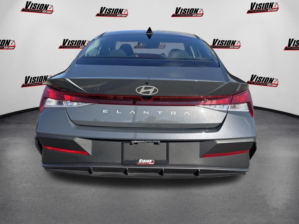 Certified Used 2024 Gray Hyundai SEL image 6