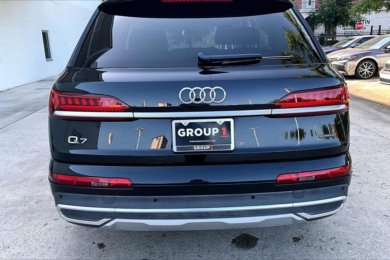 Used 2023 Mythos Black Metallic Audi Premium image 18