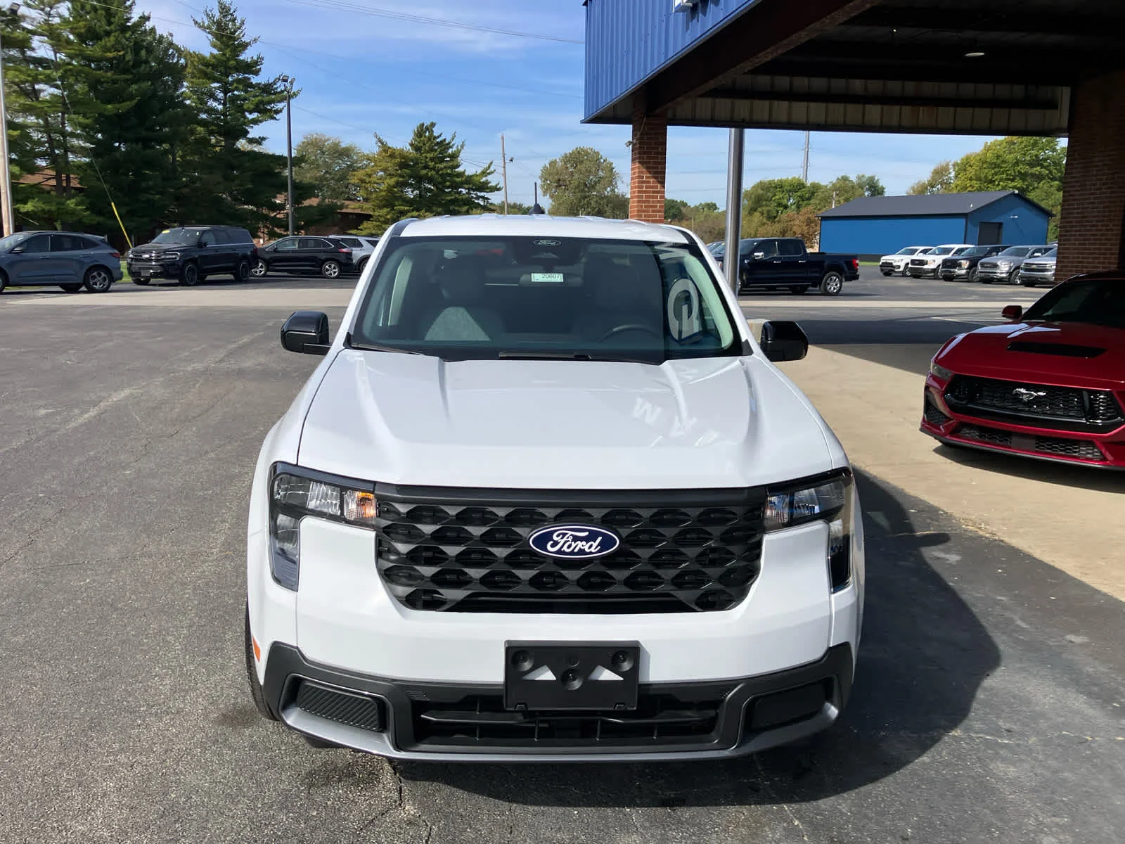 New 2026 Oxford White Ford XLT image 3