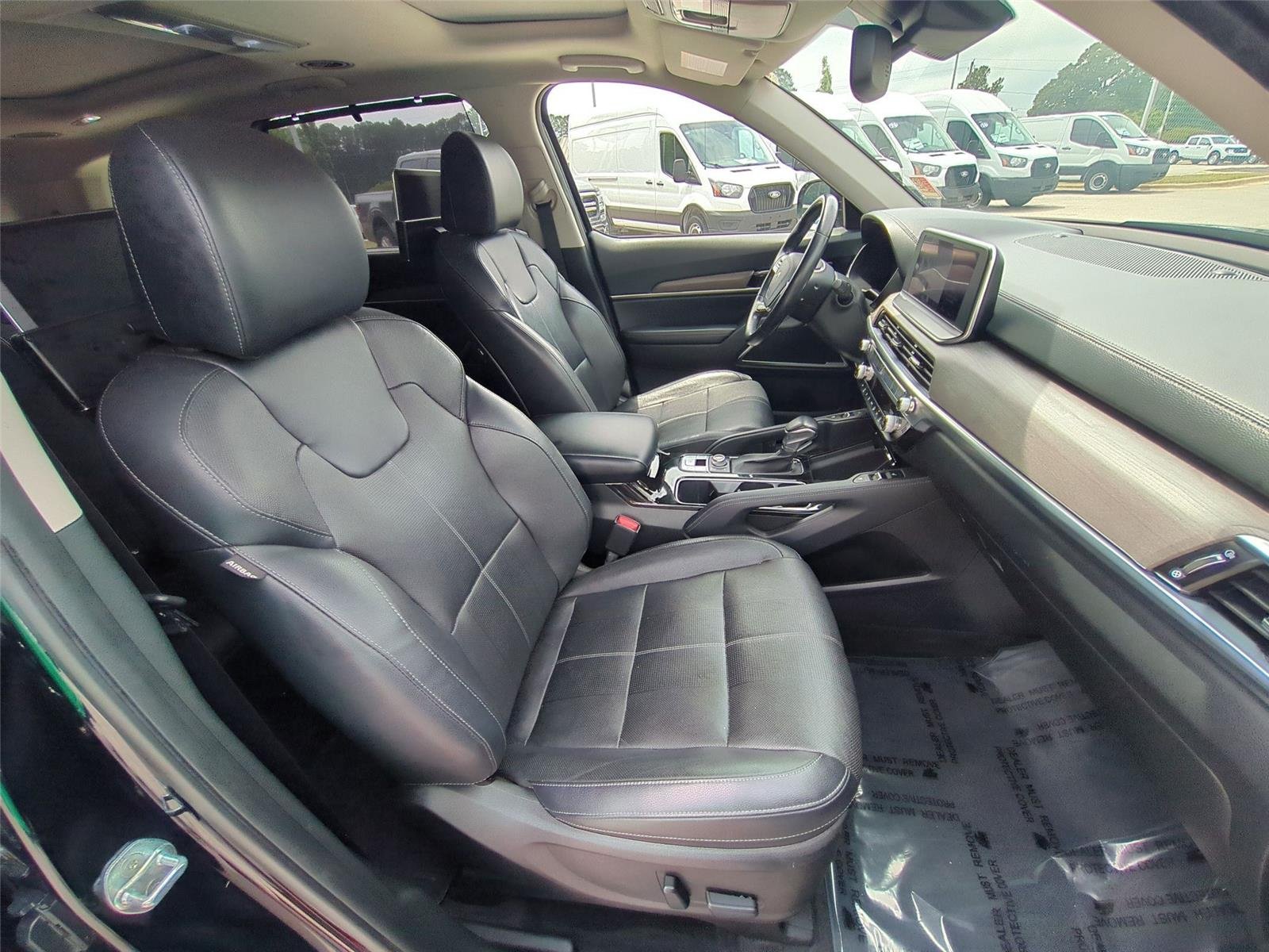 Used 2022 Ebony Black Kia SX image 42