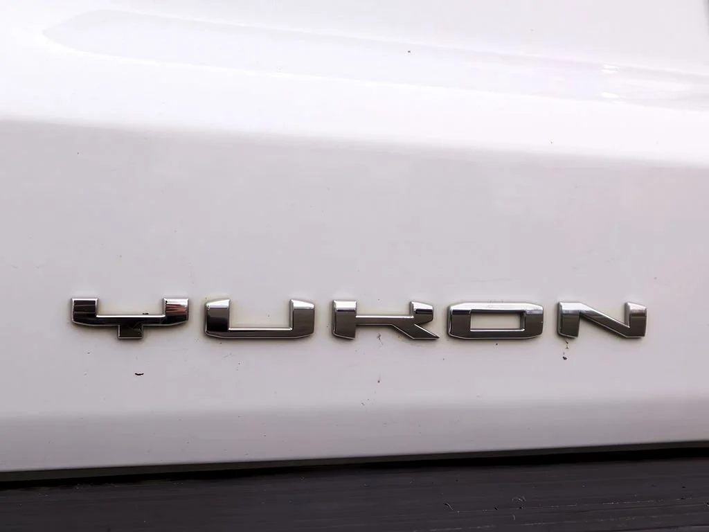 Used 2023 Summit White GMC Denali image 34