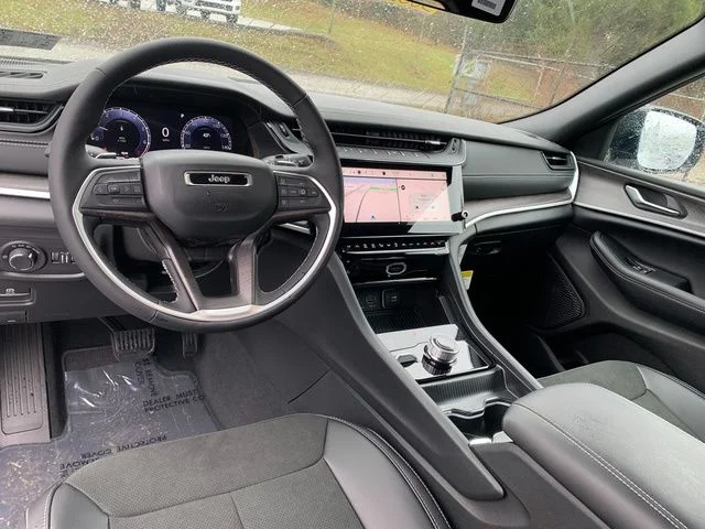New 2026 Bright White Clearcoat Jeep Altitude image 14