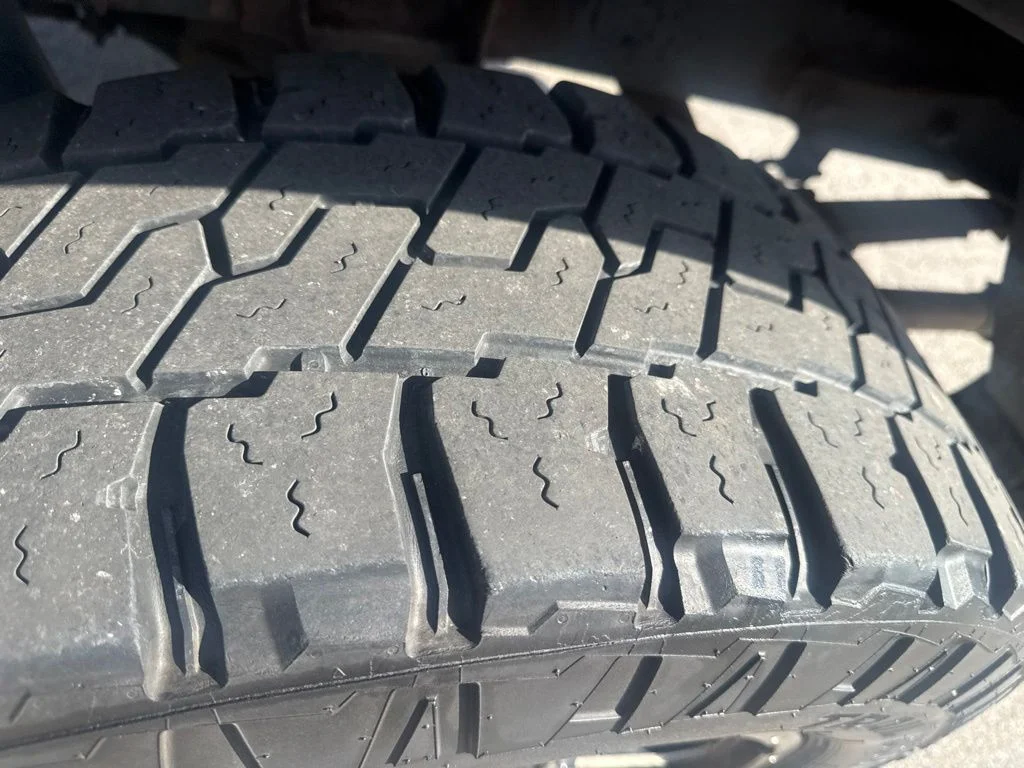 Used 2008  Toyota Limited image 21