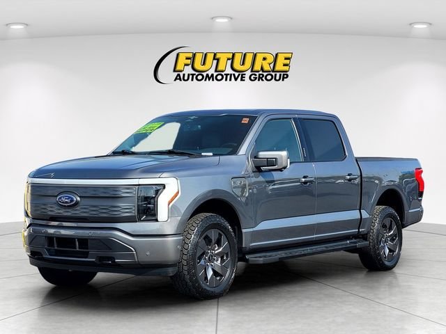 Used 2023 Gray Ford Lariat image 8
