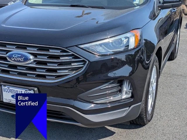 Used 2022 Black Ford SEL image 9