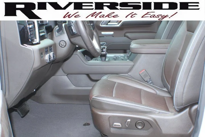 Certified Used 2023 White Frost Tricoat GMC Denali image 16
