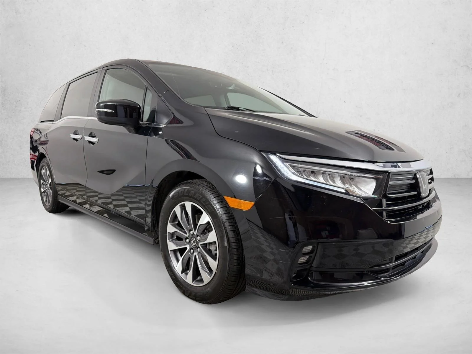 Used 2023 Black Honda EX-L image 1