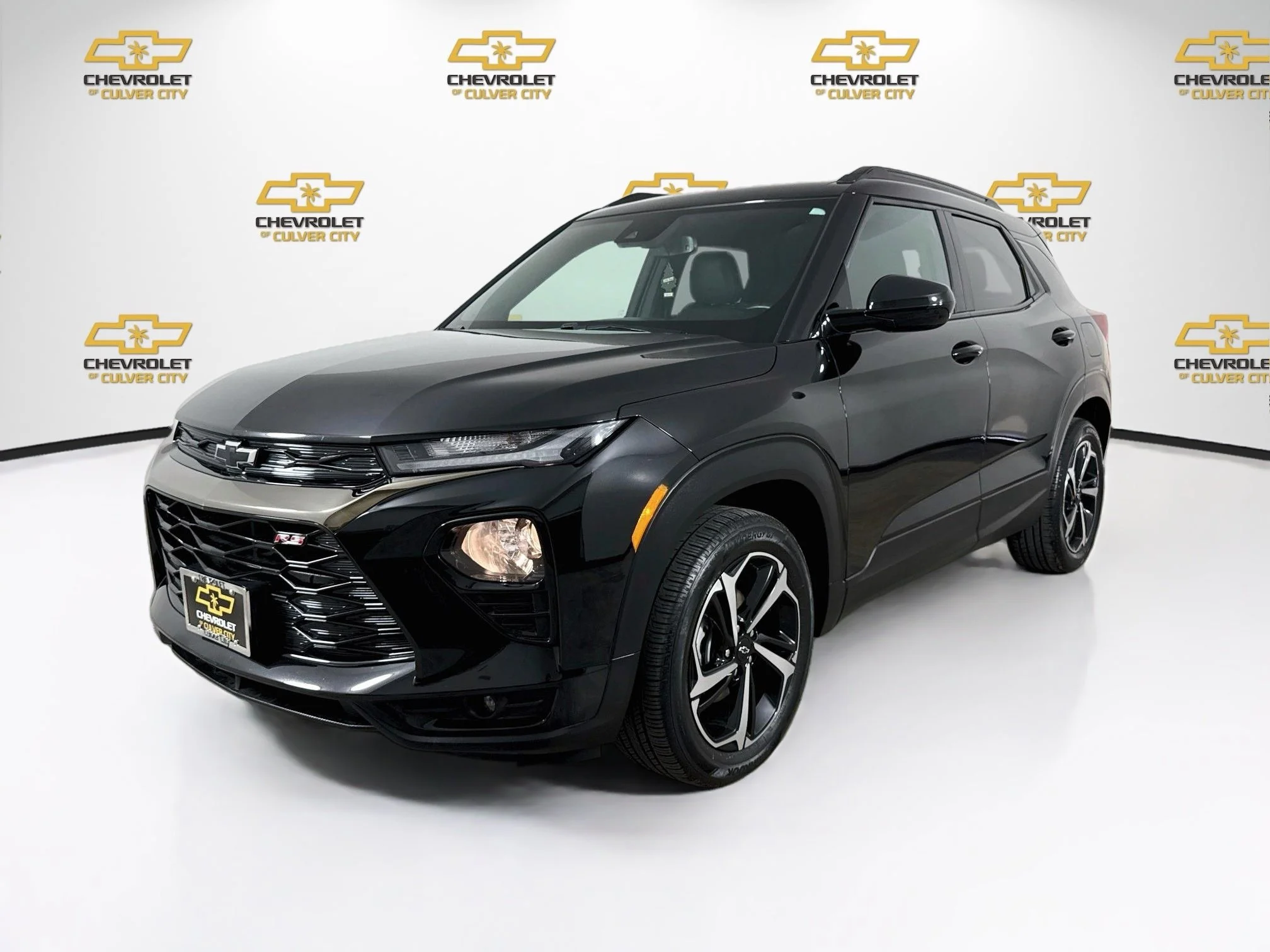 Used 2023 MOSAIC BLACK METALLIC Chevrolet RS image 3