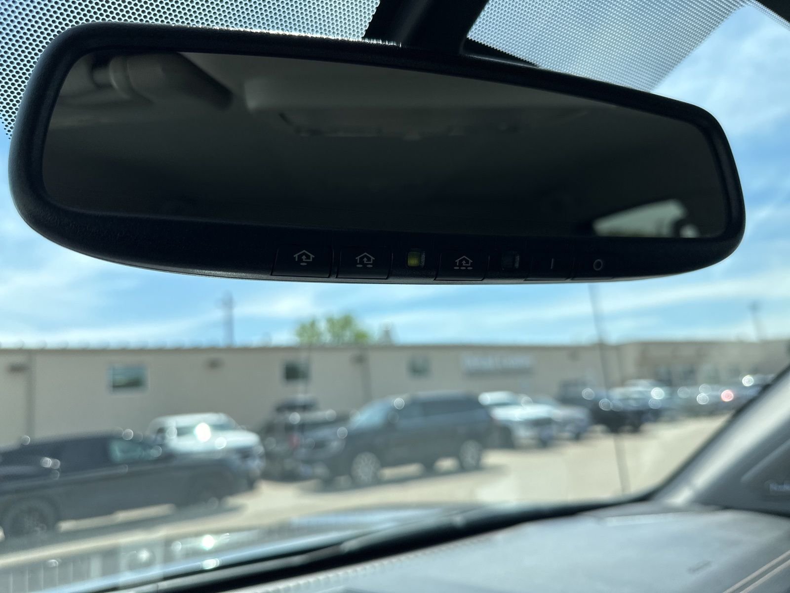 Used 2019 Gray Nissan SL image 71