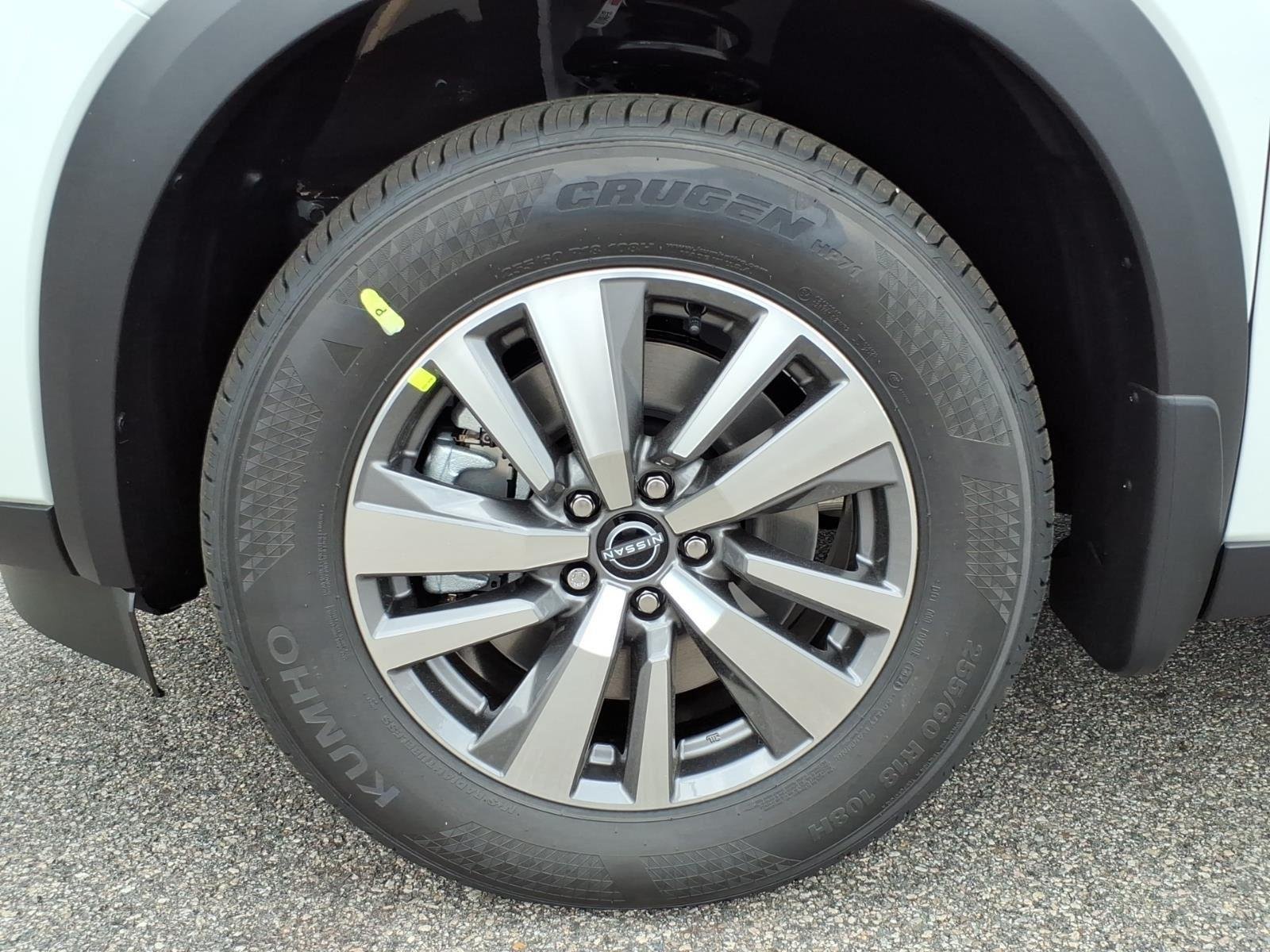 New 2026 Everest White Pearl TriCoat Nissan SL image 3