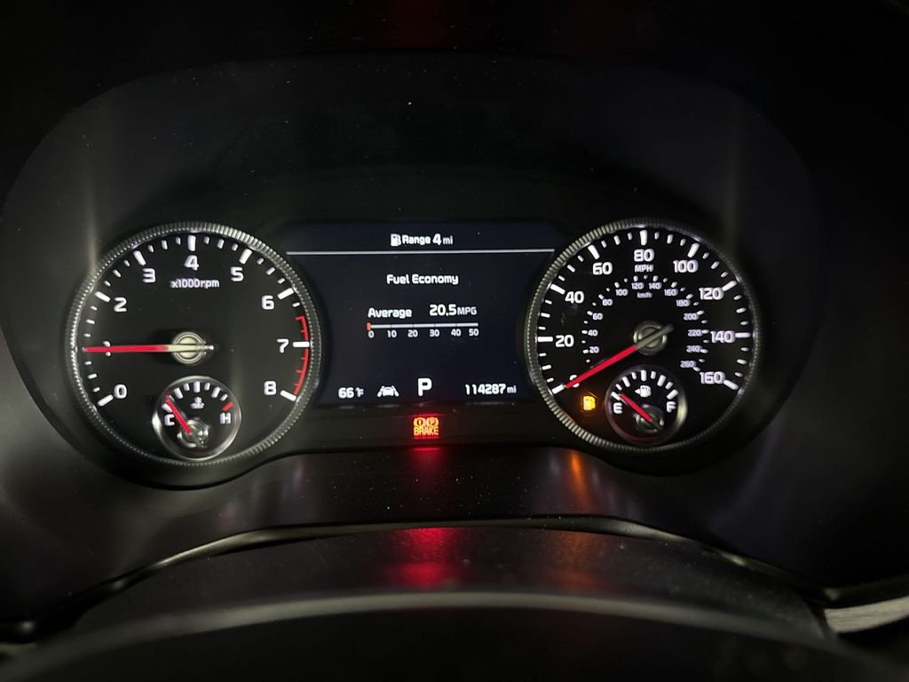 Used 2022 Grey Kia SX image 24