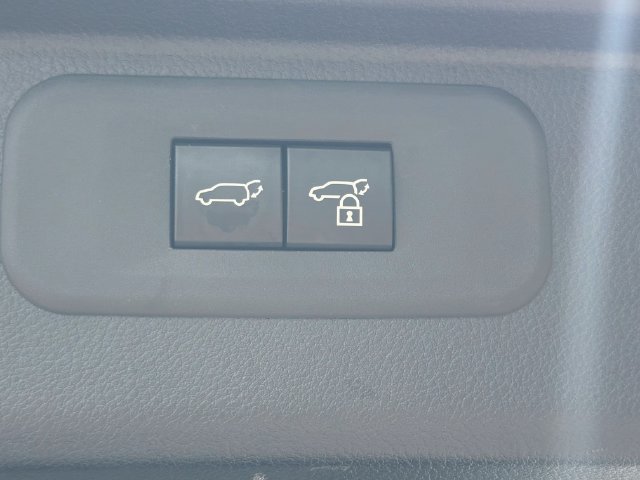 Used 2026 Pearl Toyota XLE image 12