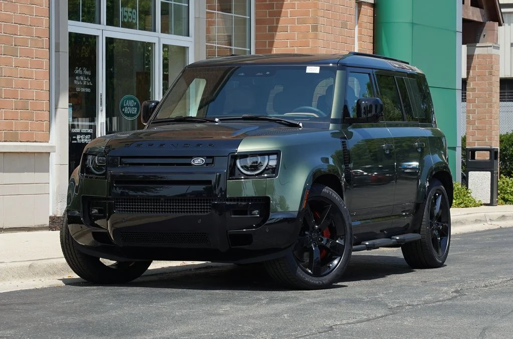 New 2026 Woolstone Green Land Rover X image 1