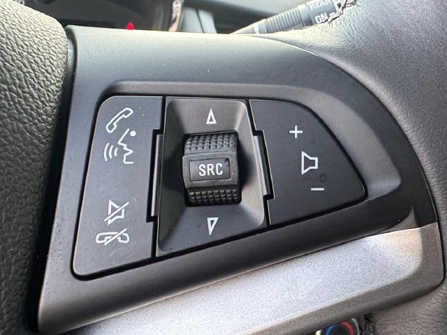 Used 2020 SUMMIT WHITE Chevrolet LT image 8