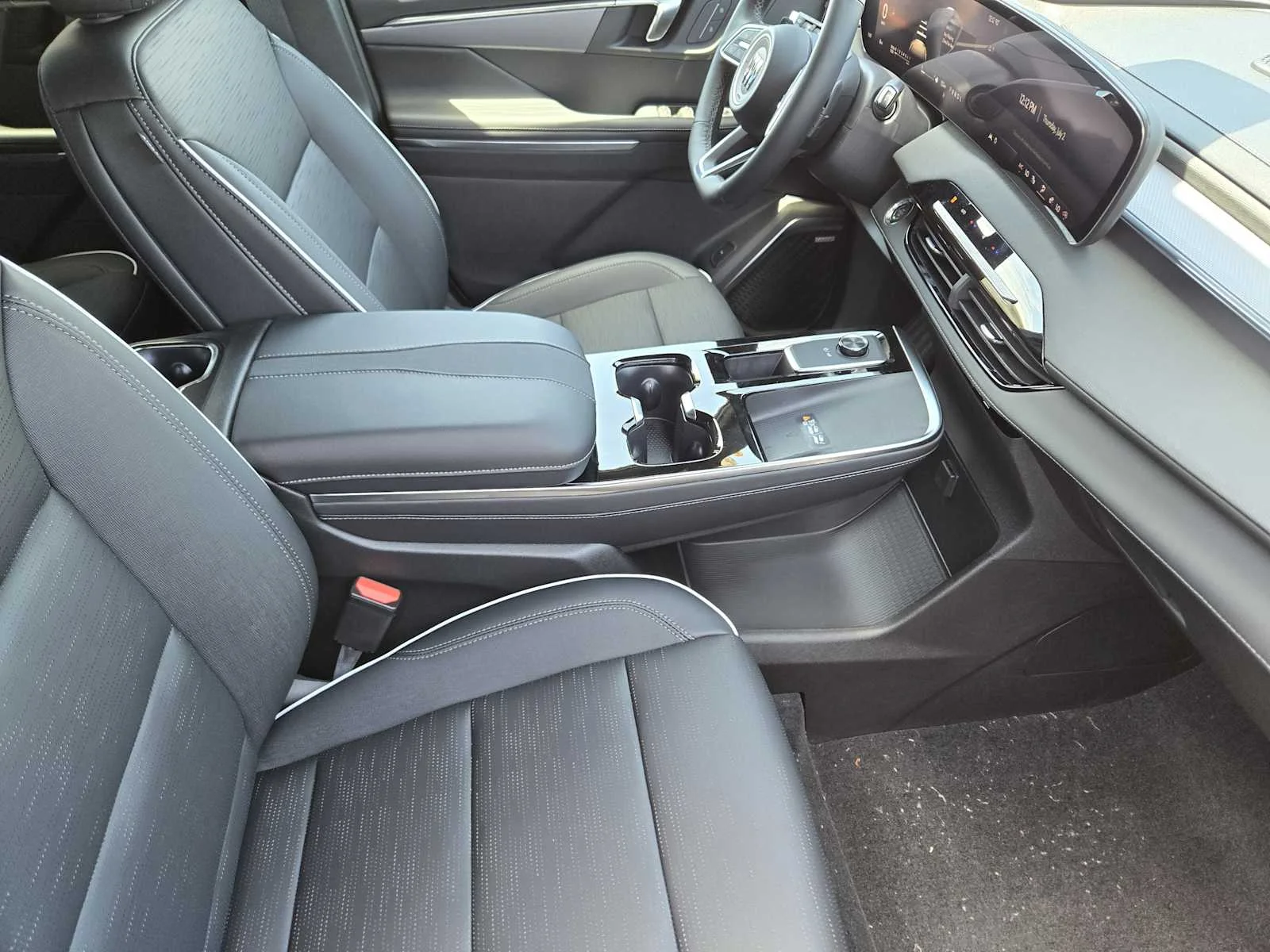 2026 Buick Enclave Sport Touring - Photo 9