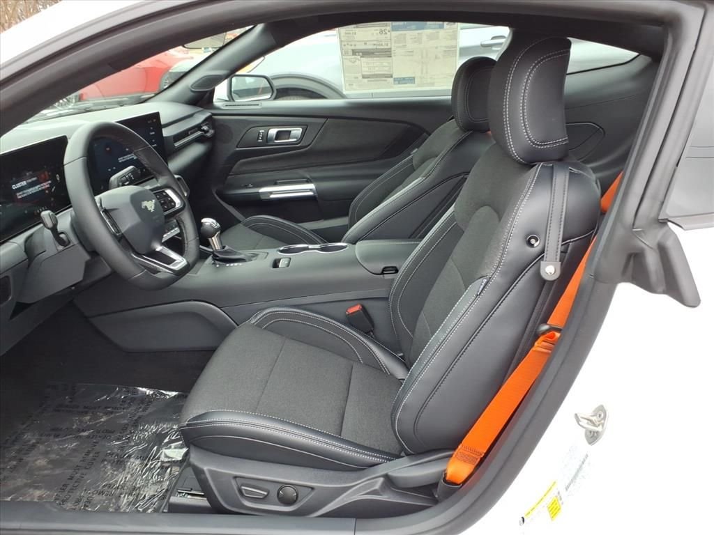 New 2026 Oxford White Ford EcoBoost® Fastback image 8