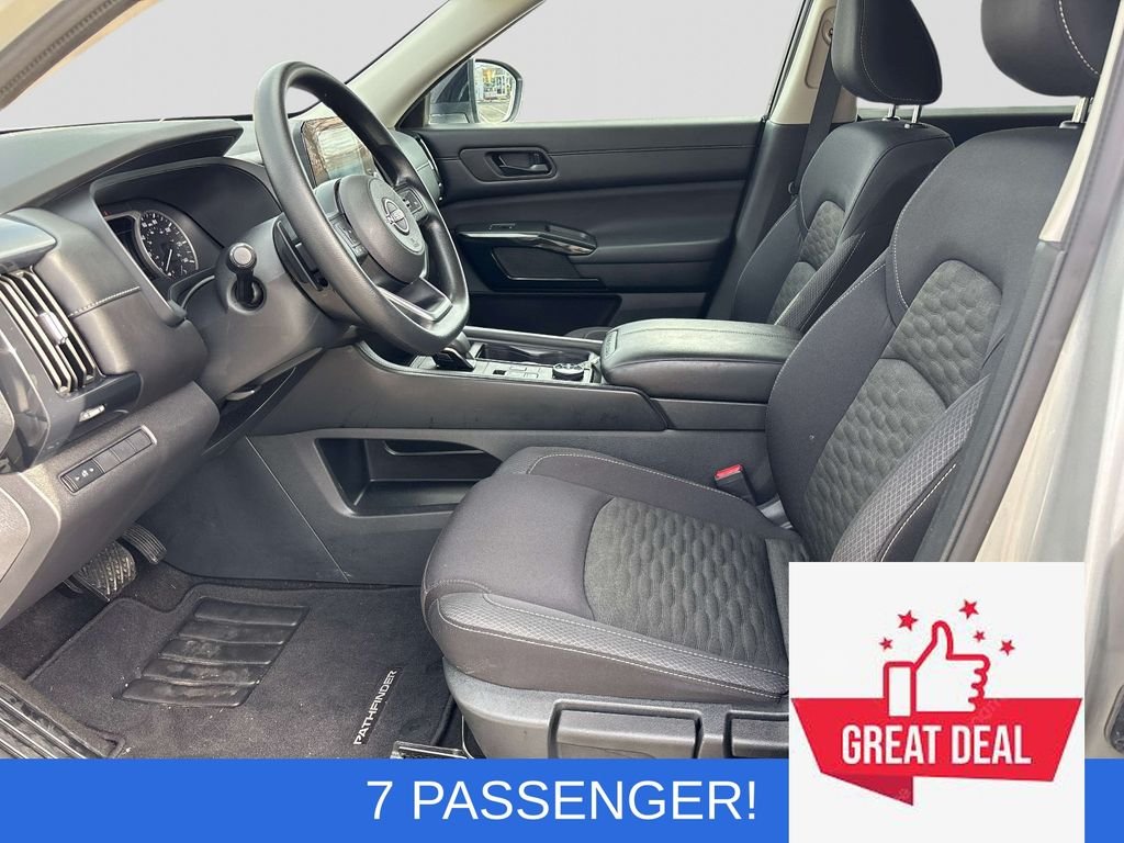 Used 2024 Silver Nissan S image 9