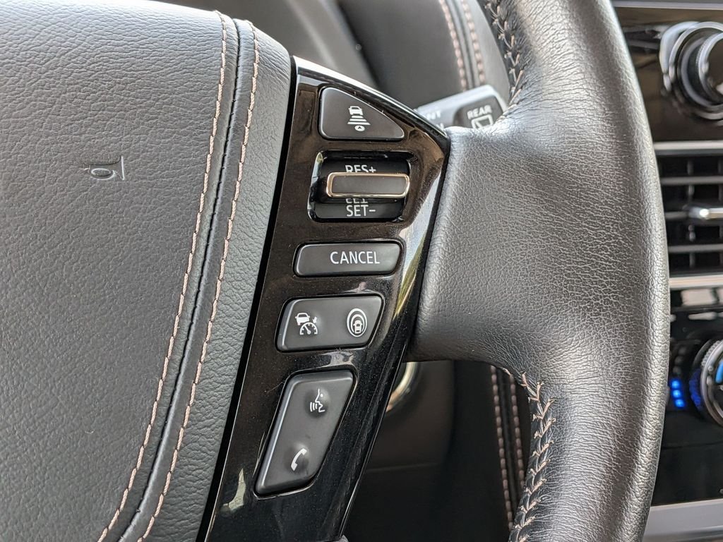 Used 2022 Black Nissan Platinum image 17