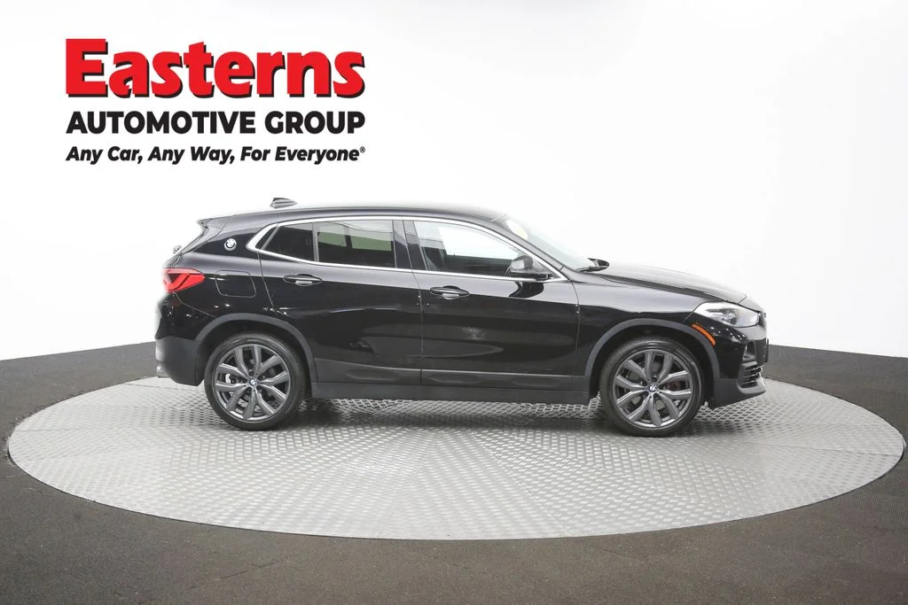 Used 2018 Black BMW xDrive28i image 41