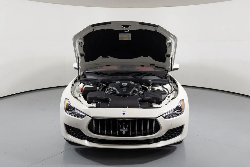 Used 2023 White Maserati GT image 8