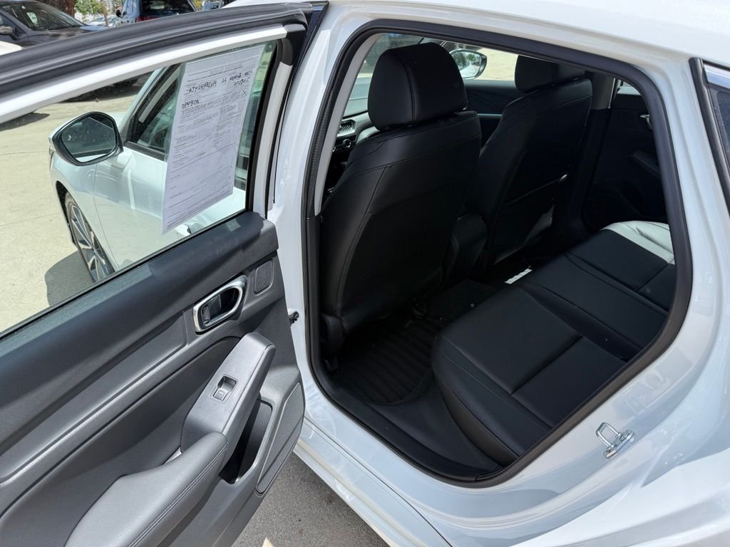 Certified Used 2026 Platinum White Pearl Acura Base image 13