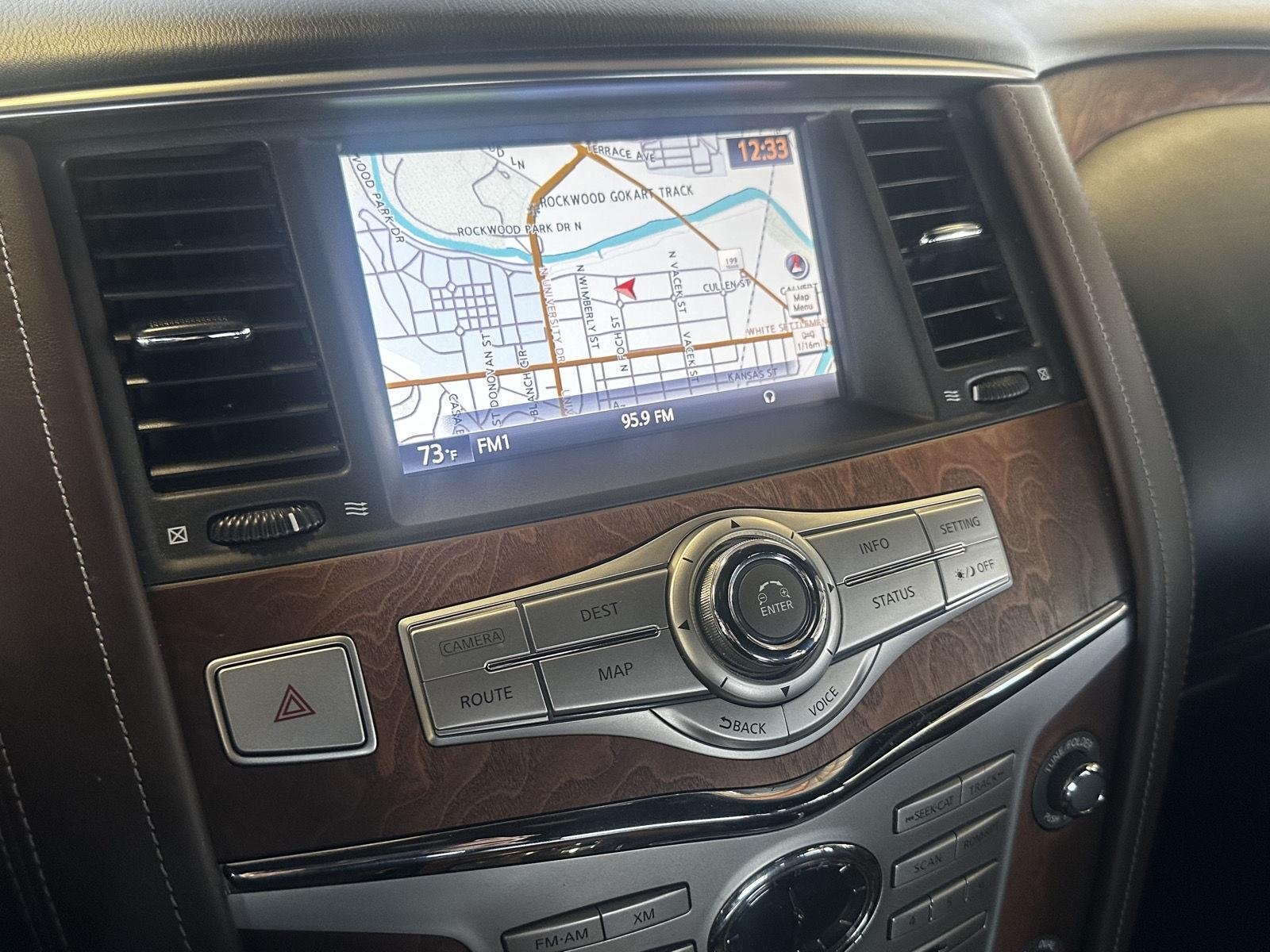 Used 2017 Dakar Bronze INFINITI Limited image 7