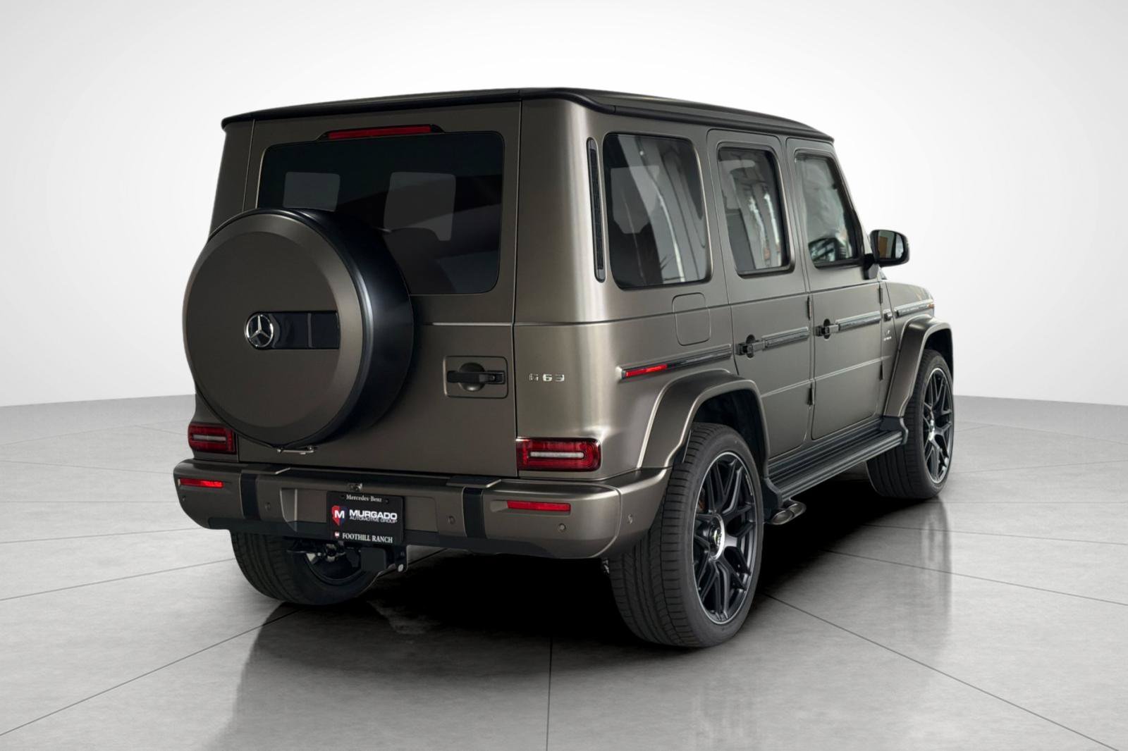 New 2027 MANUFAKTUR Monza Grey Magno Mercedes-Benz G 63 AMG® image 13