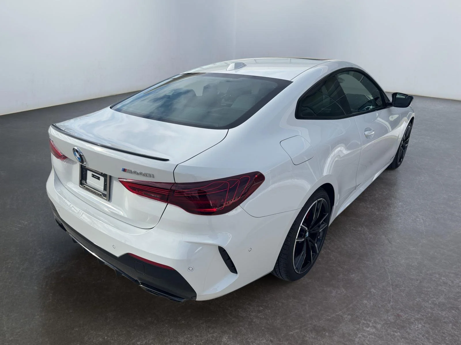 2026 BMW 4 Series M440i - Photo 13