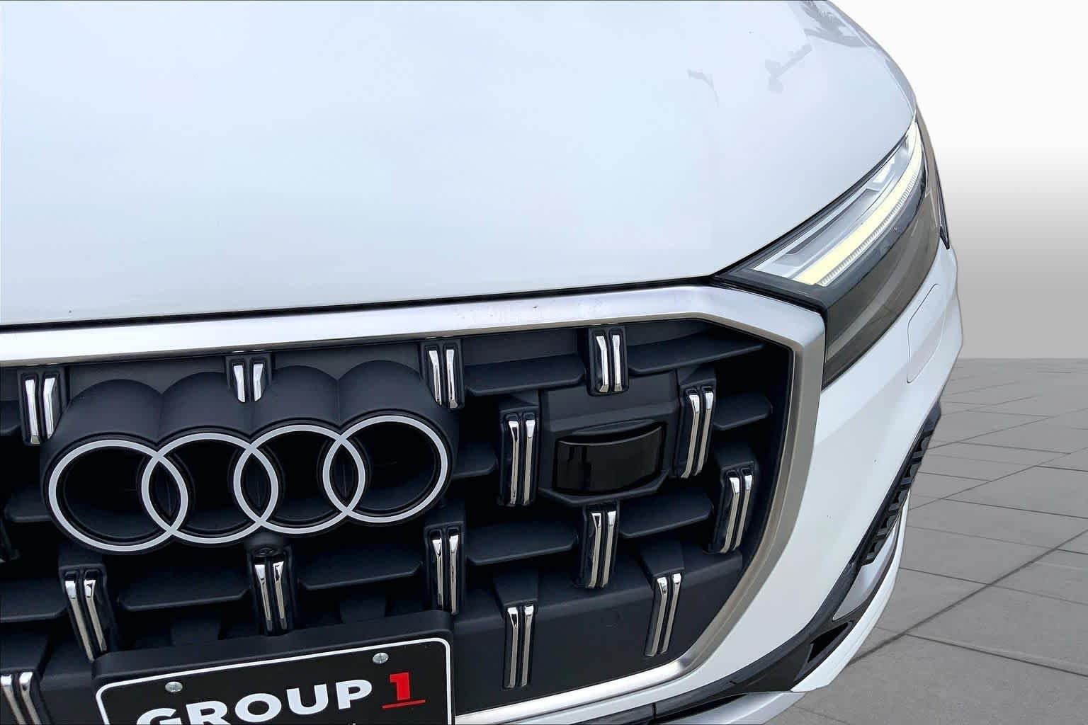 Used 2025 Carrara White Audi Premium Plus image 30