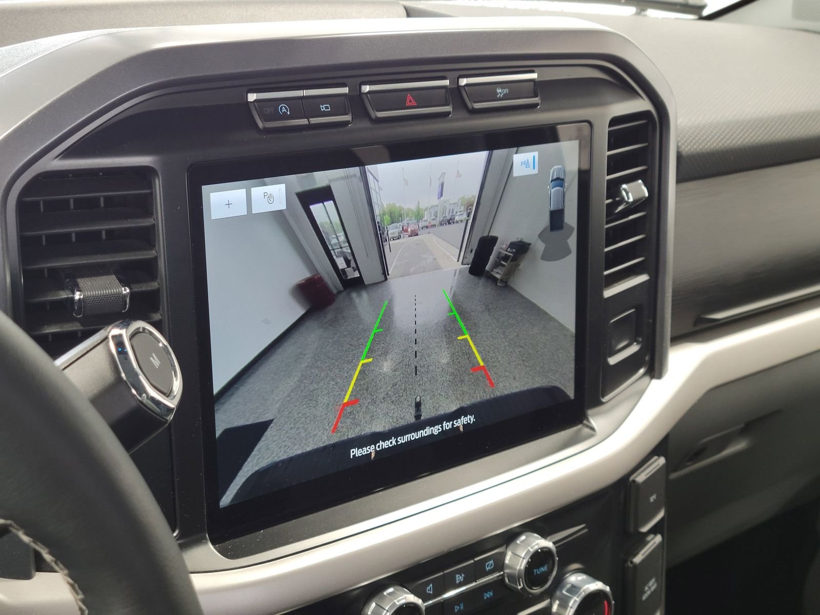 Used 2023 Black Ford XLT image 19