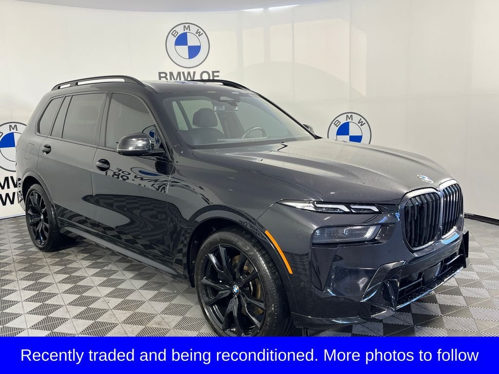 2025 BMW X7 xDrive40i's photo