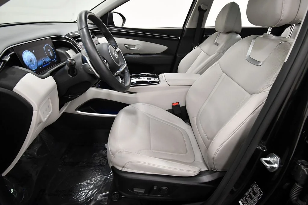 Used 2023 Black Hyundai Limited image 14