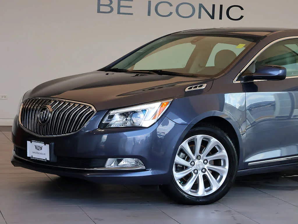 Used 2014 Buick LaCrosse Base with VIN 1G4GA5G38EF207311 for sale in Libertyville, IL