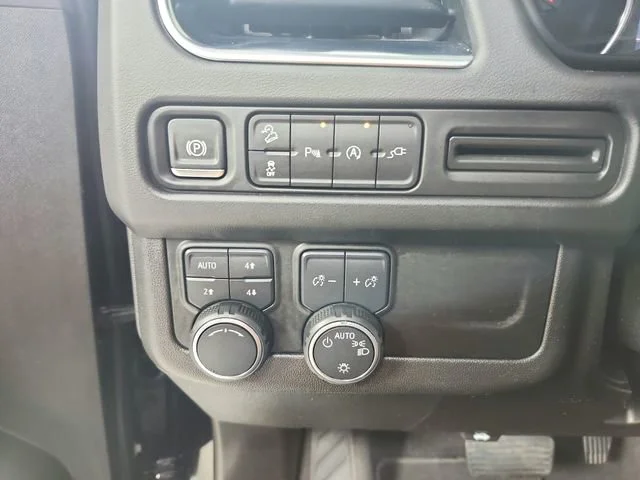 2021 Chevrolet Tahoe Z71 - Photo 27
