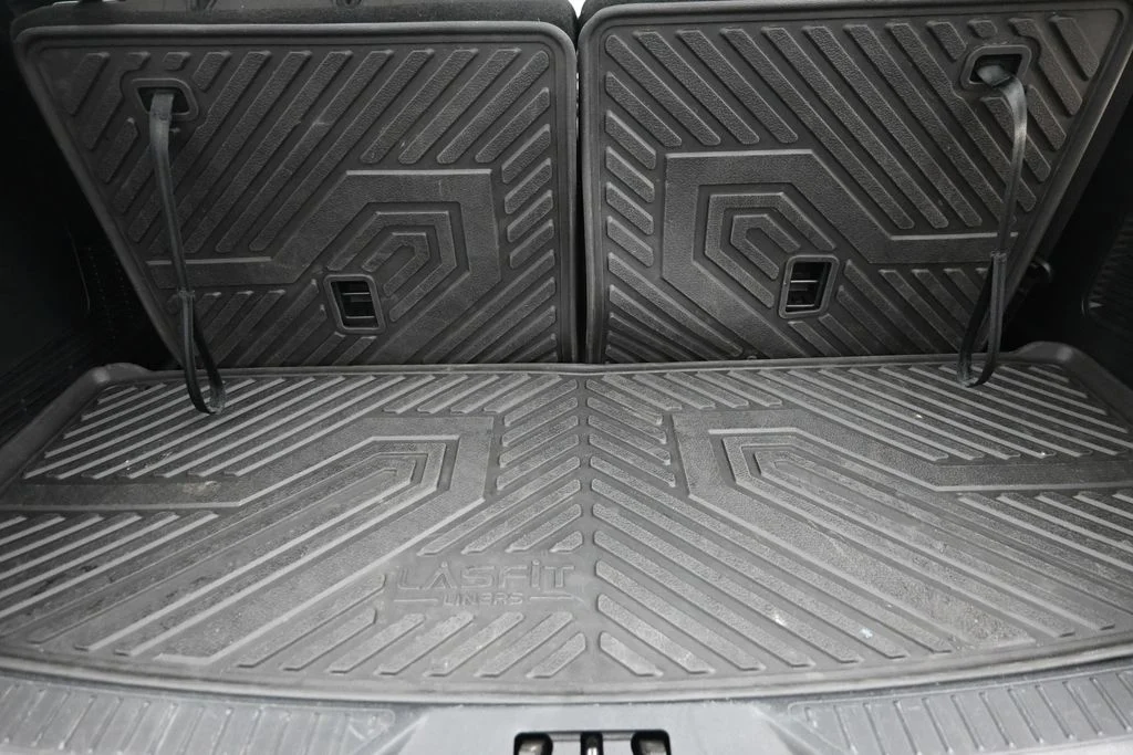 Certified Used 2023 Gray Ford XLT image 12