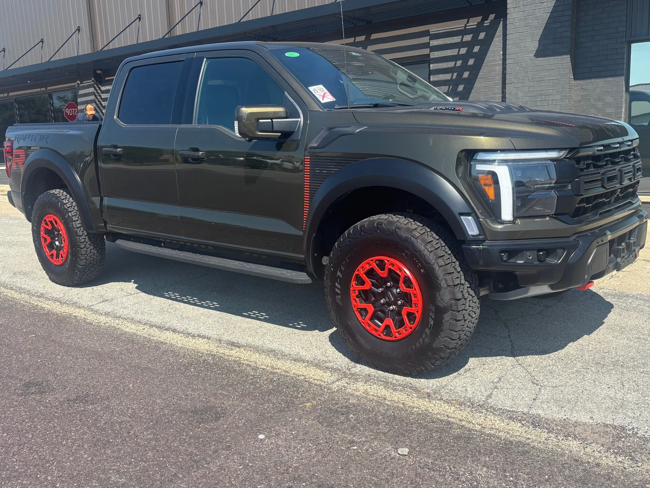 Used 2024 Shelter Green Ford Raptor R image 3
