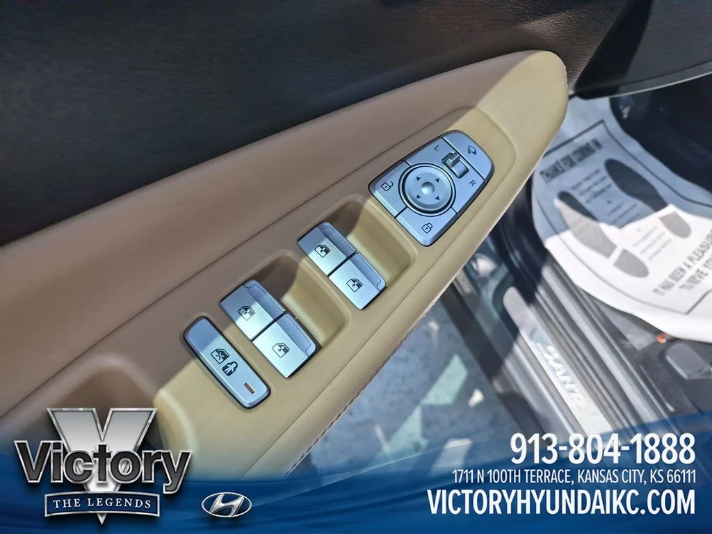 Used 2023 Gray Hyundai Calligraphy image 14