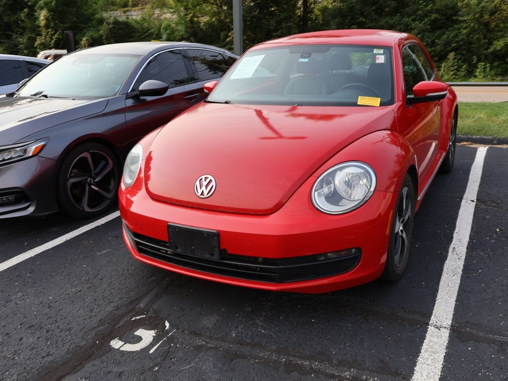 Used 2016 Red Volkswagen 1.8T SE image 3