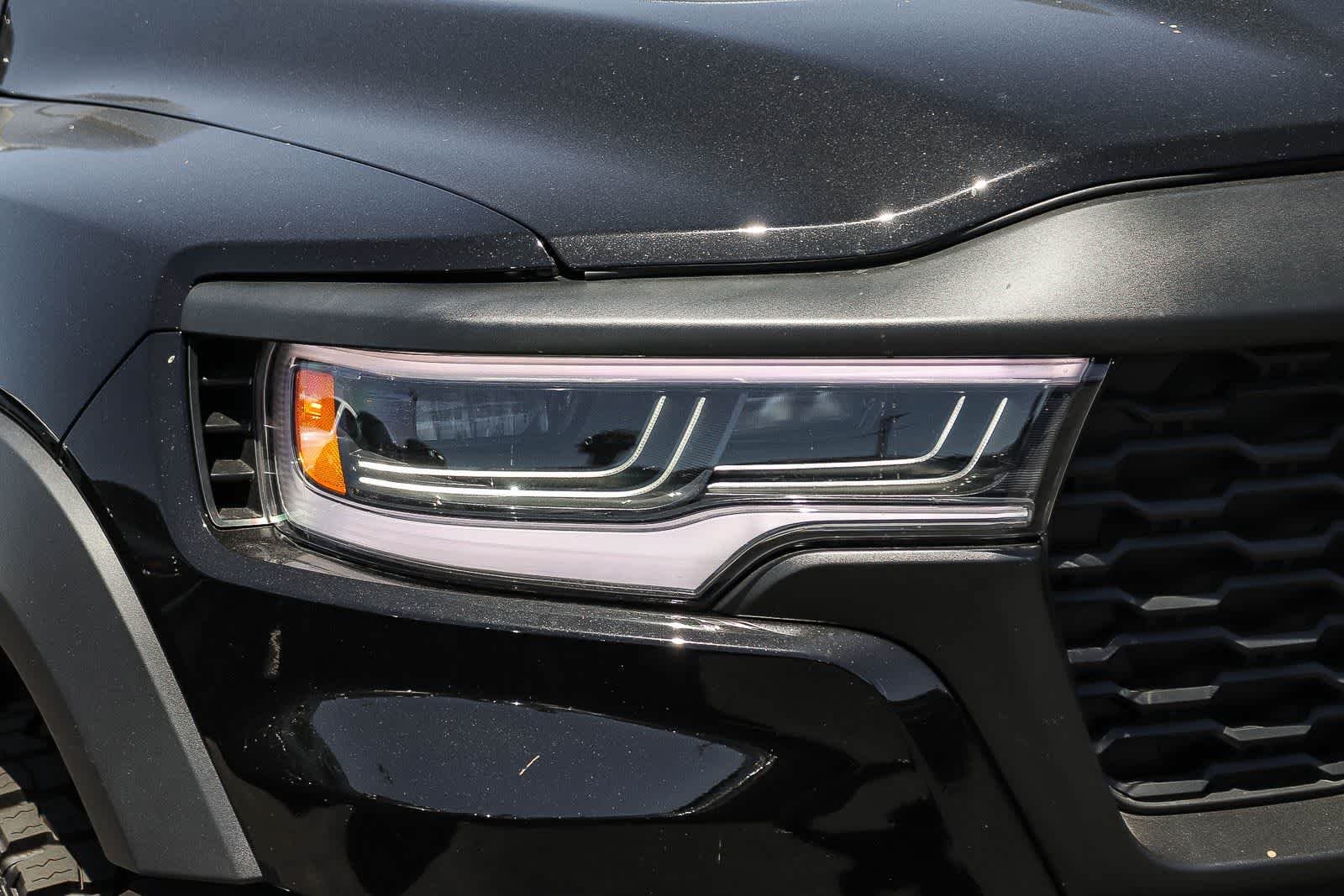New 2026 Diamond Black Crystal Pearl-Coat Exterior Paint RAM RHO image 7